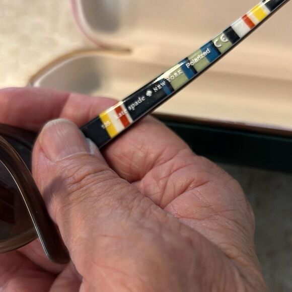 Kate Spade Sunglasses with Case - Picture 3 of 7